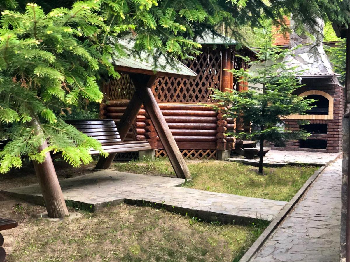 Комфортний Котедж В Мигово Bagian luar foto